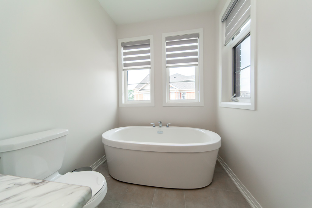 1-carneros-way-markham-37
