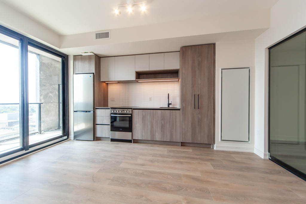 1206-181-sterling-rd-toronto-19