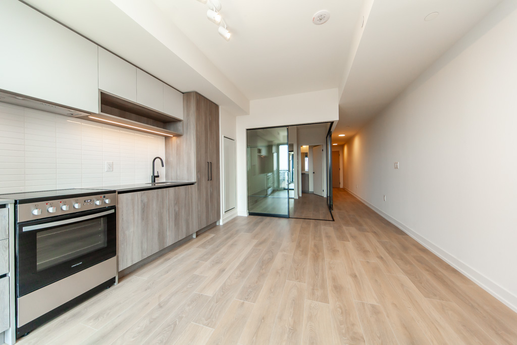 1206-181-sterling-rd-toronto-20