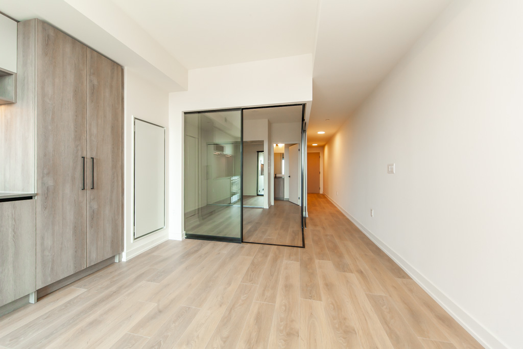 1206-181-sterling-rd-toronto-24