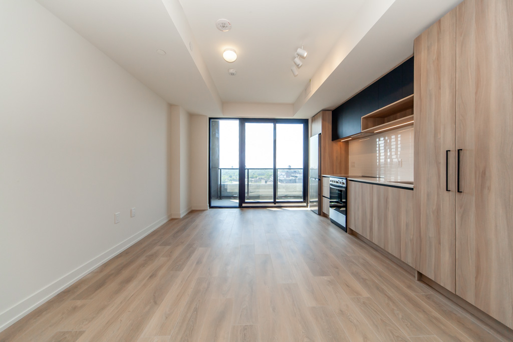 1406-181-sterling-rd-toronto-10