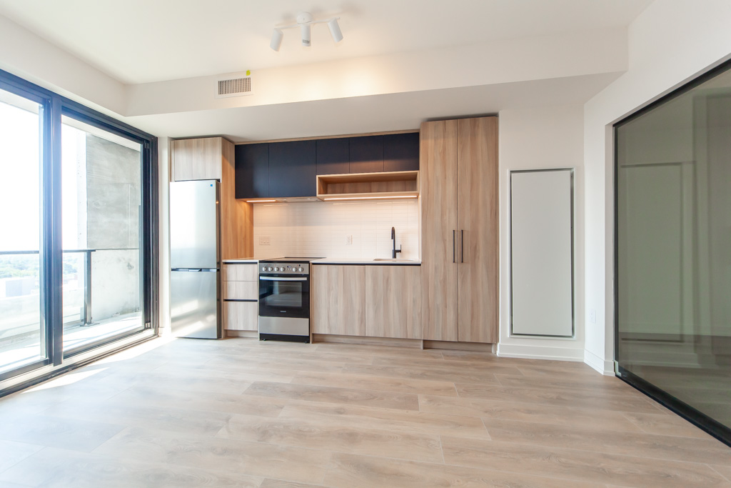 1406-181-sterling-rd-toronto-12