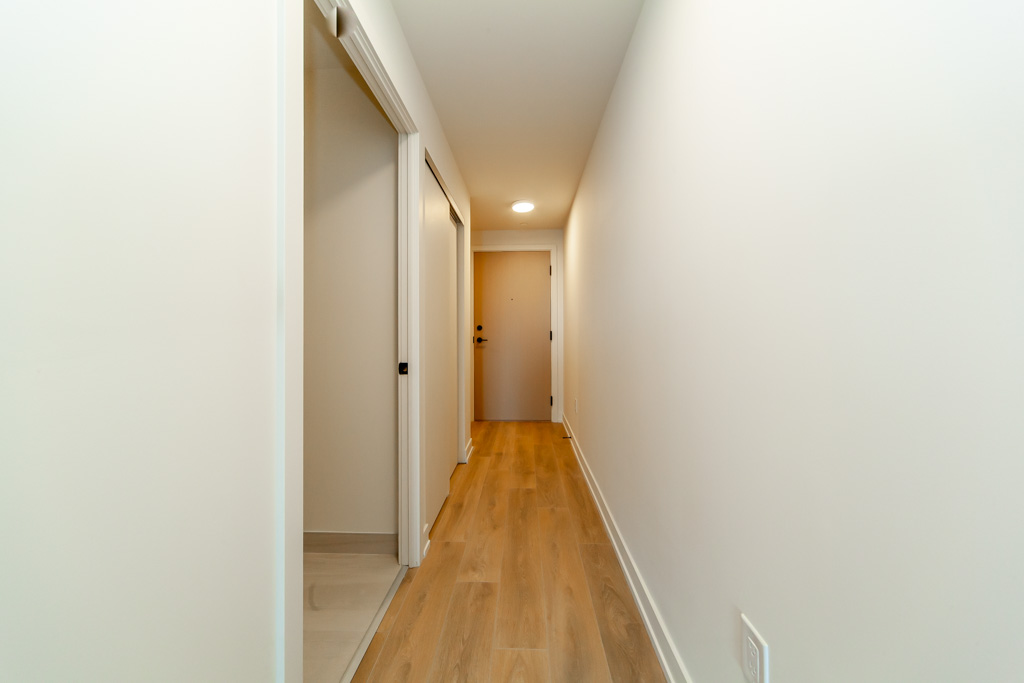 1406-181-sterling-rd-toronto-25