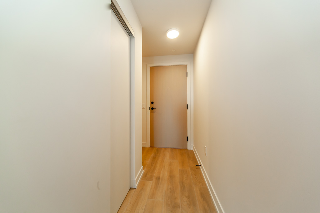 1406-181-sterling-rd-toronto-26