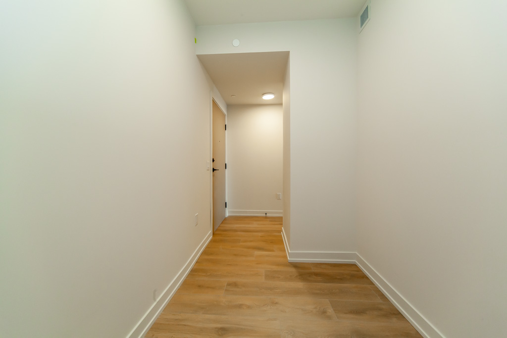 1406-181-sterling-rd-toronto-28