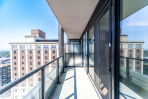 1406-181-sterling-rd-toronto-31