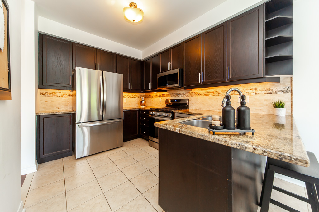 20-worthview-dr-vaughan-18