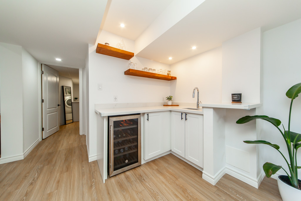 20-worthview-dr-vaughan-43