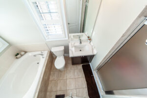 238-wardlaw-pl-woodbridge-29