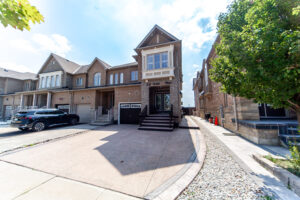 238-wardlaw-pl-woodbridge-4