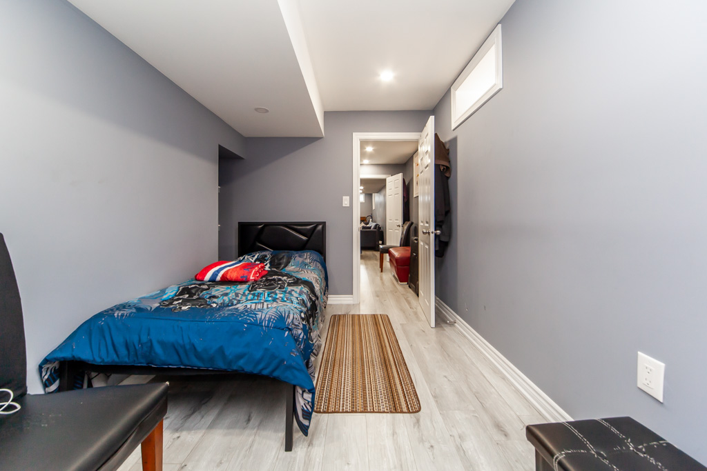 238-wardlaw-pl-woodbridge-48