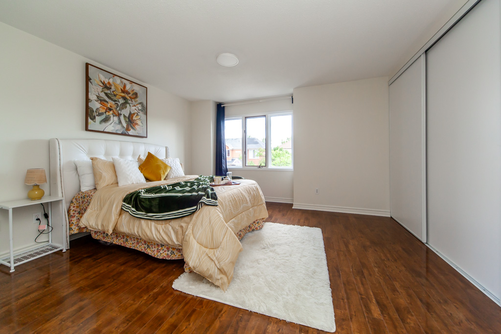 25-morning-dew-cres-brampton-25