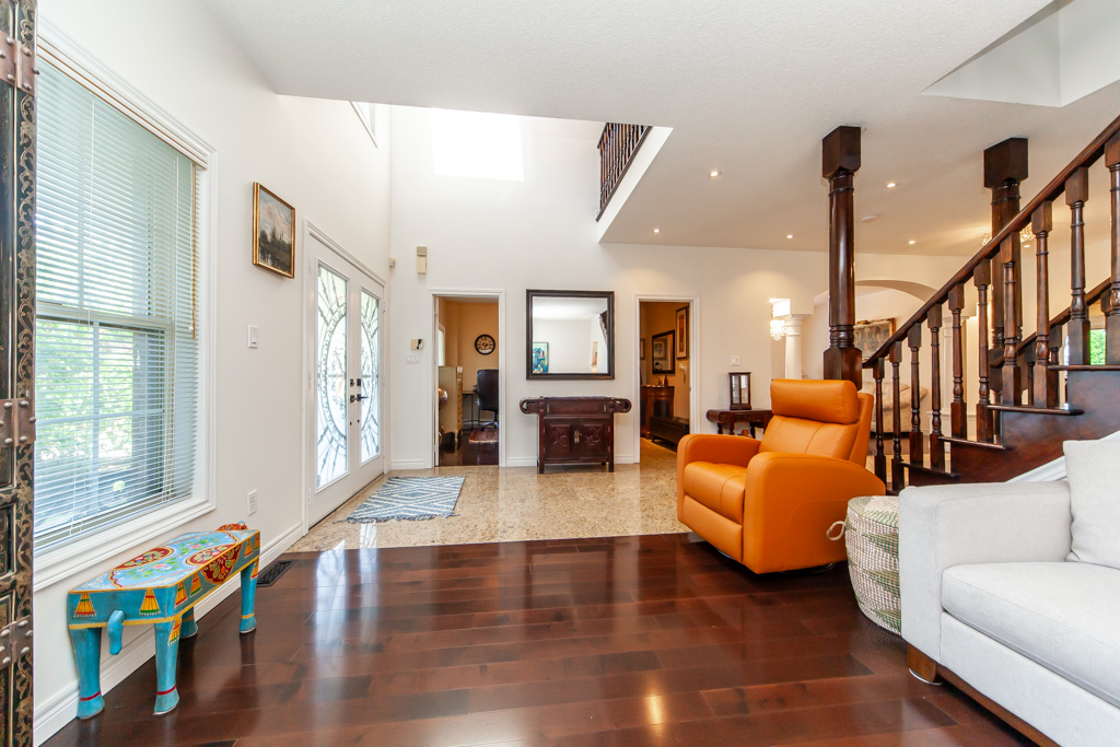 3901-early-settler-row-mississauga-11