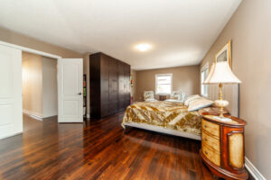 3901-early-settler-row-mississauga-31