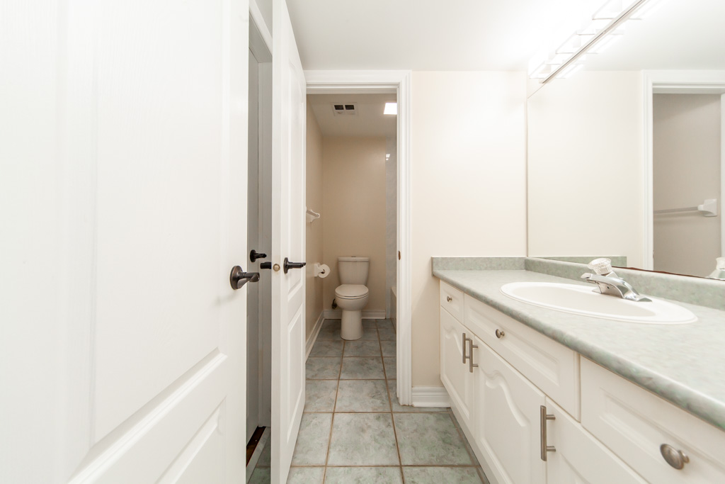 3901-early-settler-row-mississauga-56