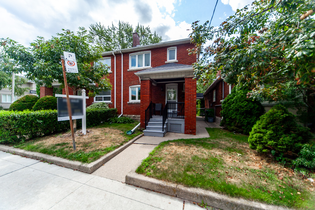 419-mortimer-ave-toronto-2