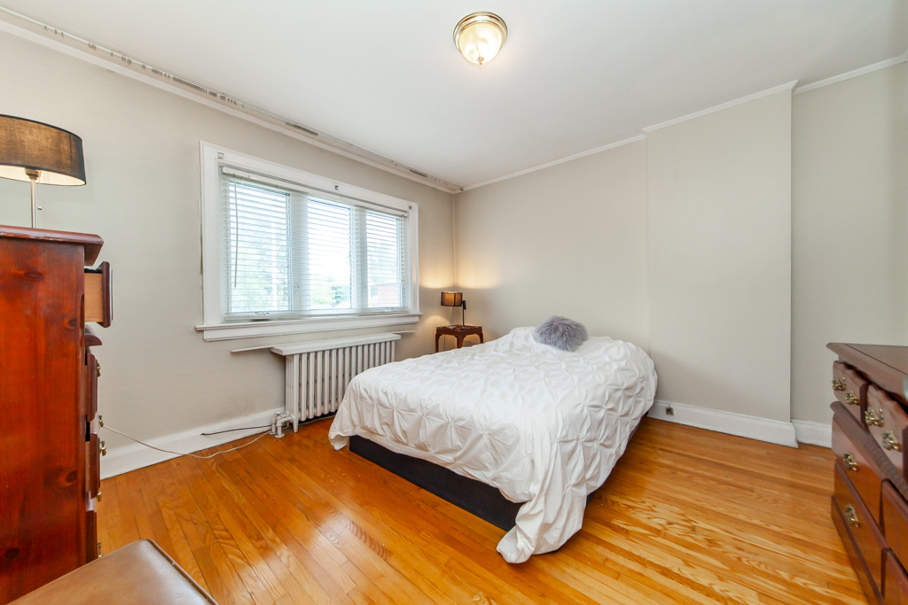 419-mortimer-ave-toronto-25