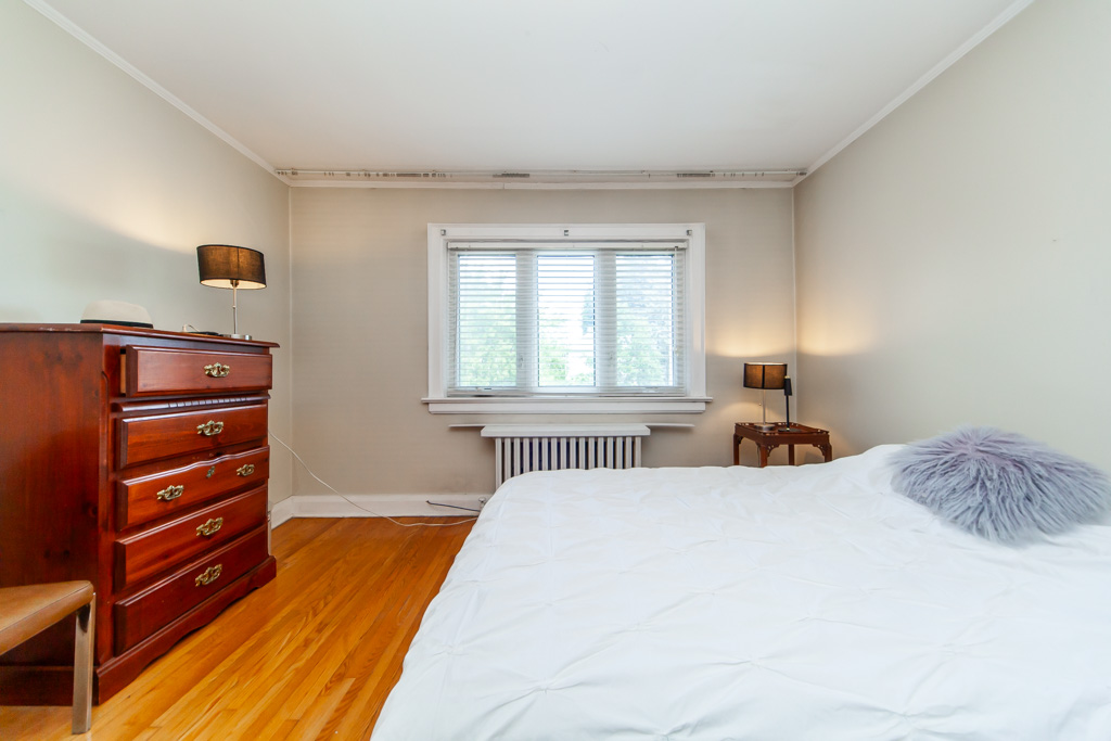 419-mortimer-ave-toronto-26