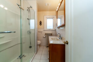 419-mortimer-ave-toronto-34
