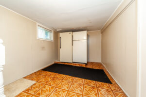 419-mortimer-ave-toronto-36