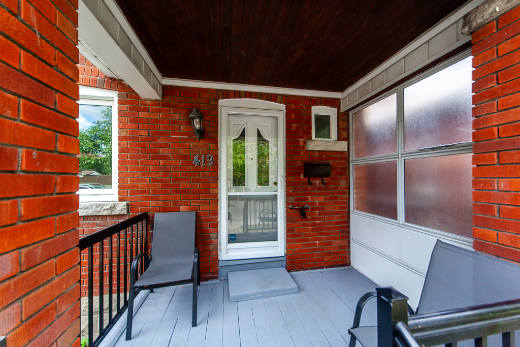 419-mortimer-ave-toronto-4