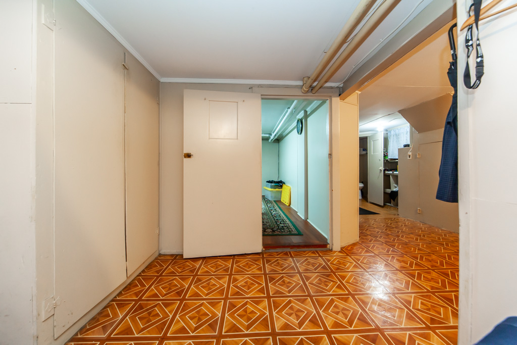 419-mortimer-ave-toronto-41