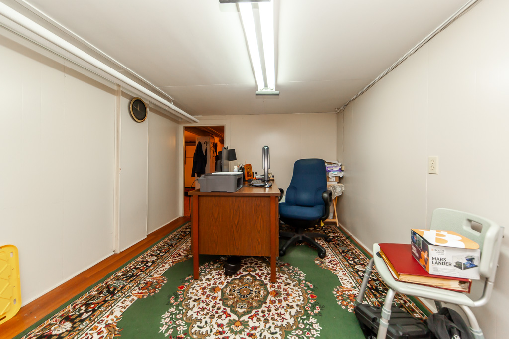 419-mortimer-ave-toronto-43