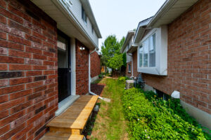 579-windjammer-way-waterloo-47