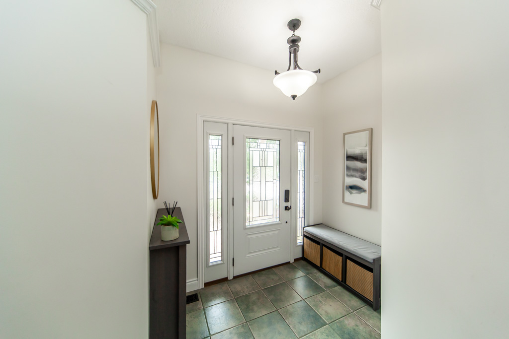 579-windjammer-way-waterloo-5