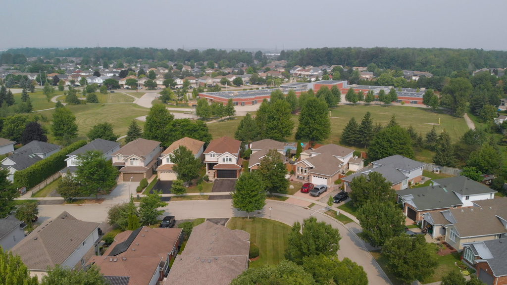 579-windjammer-way-waterloo-aerial-1