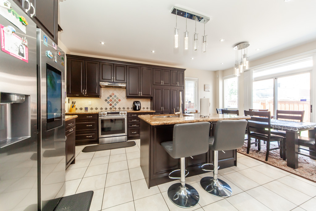 83-ampezzo-ave-vaughan-12