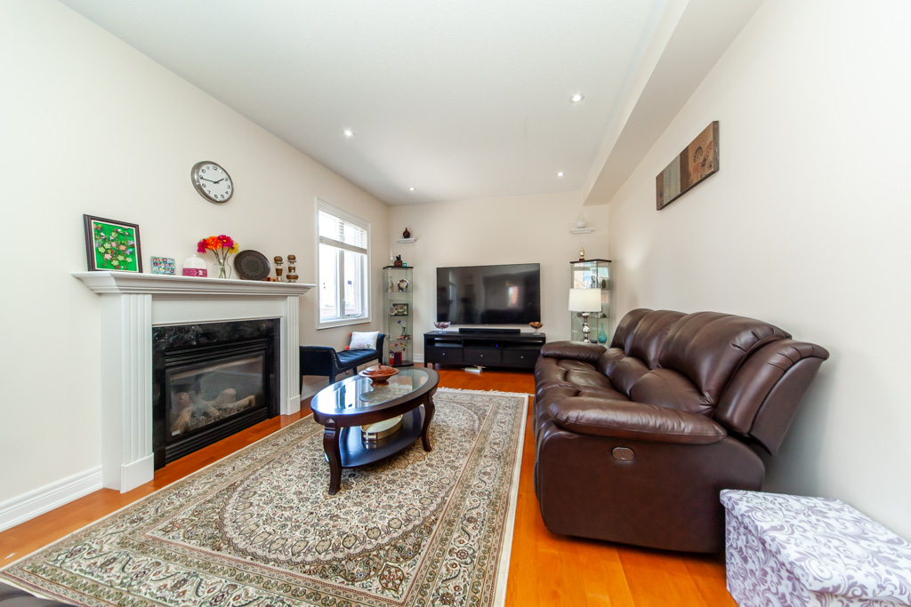 83-ampezzo-ave-vaughan-18