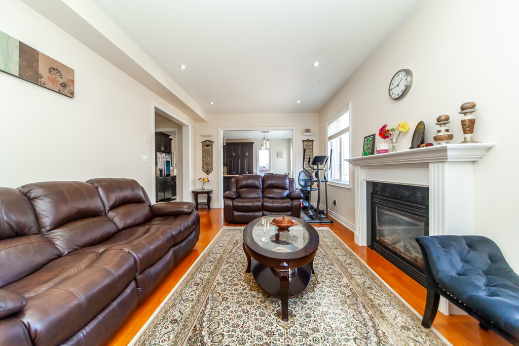 83-ampezzo-ave-vaughan-19