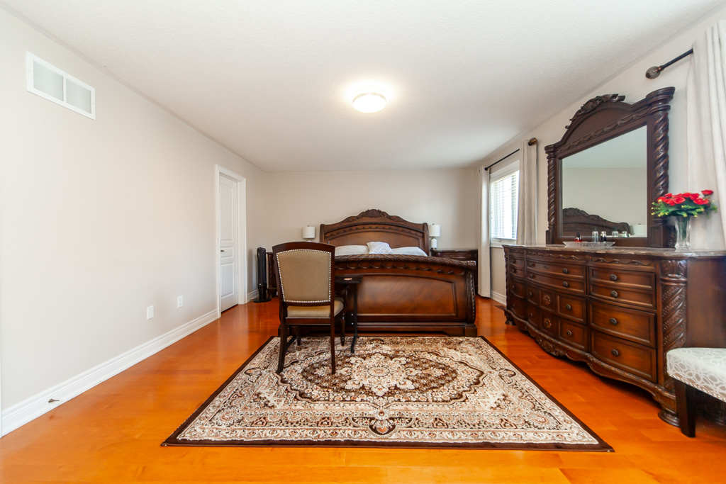 83-ampezzo-ave-vaughan-26