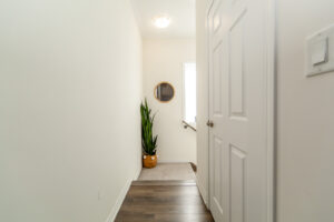 12-250-lagerfeld-dr-brampton-10