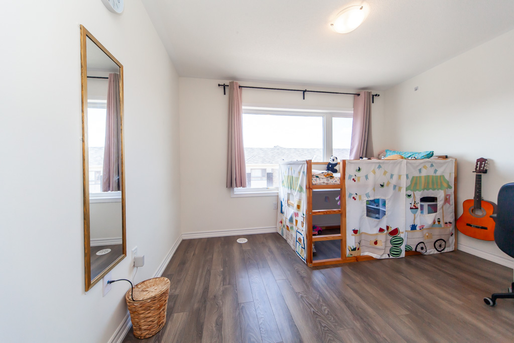 12-250-lagerfeld-dr-brampton-40