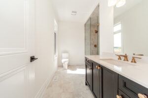 28-silver-creek-dr-vaughan-32