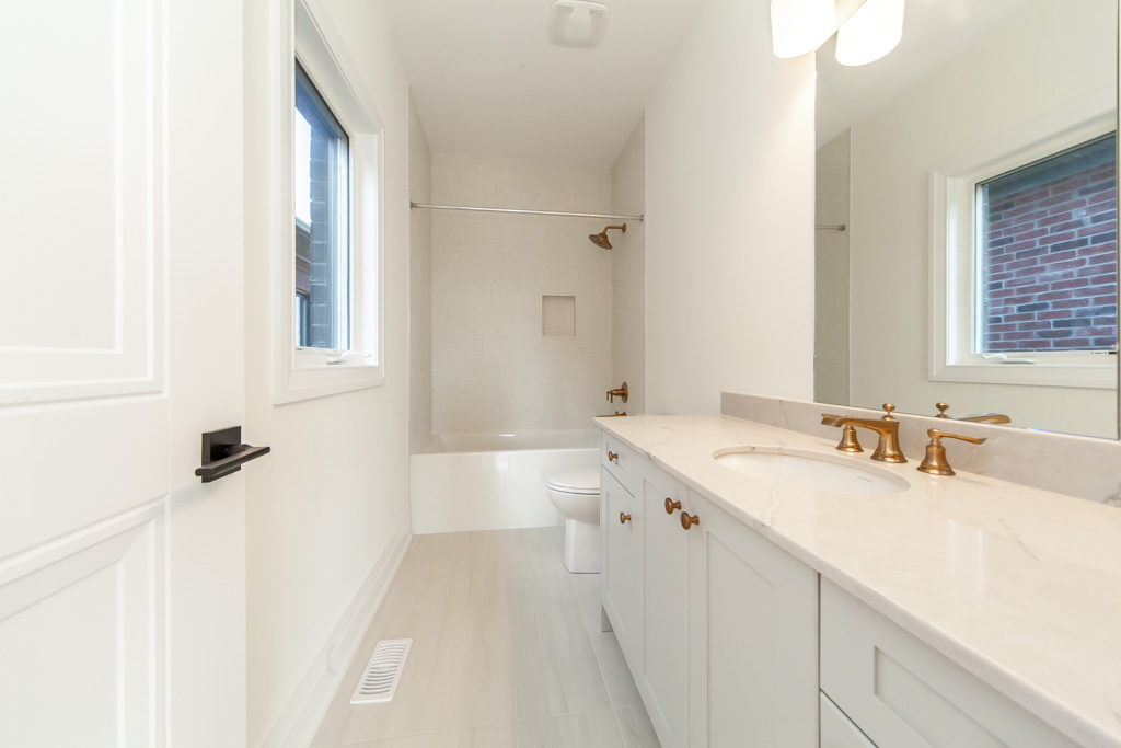 28-silver-creek-dr-vaughan-44