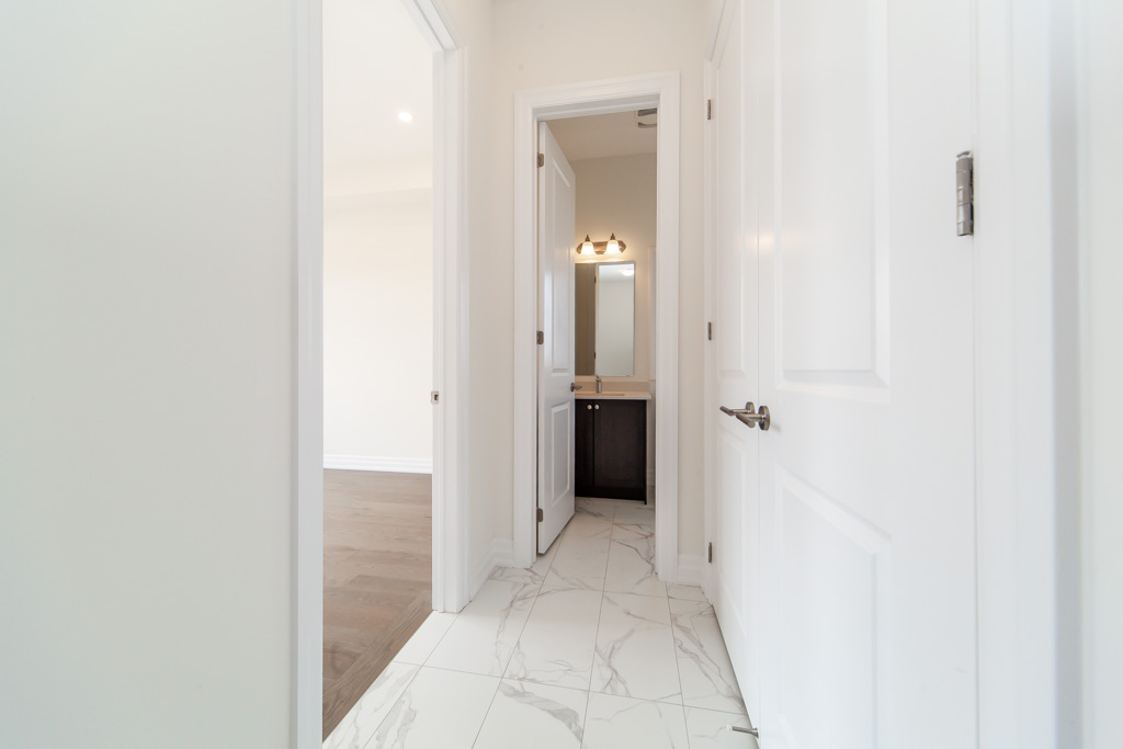 34-silver-creek-dr-vaughan-21