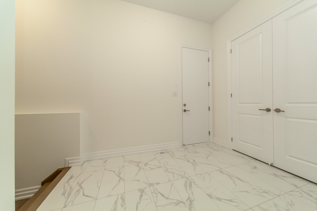 34-silver-creek-dr-vaughan-26