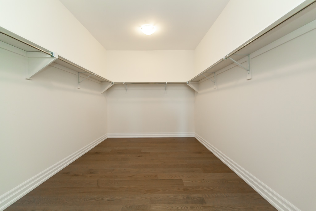 34-silver-creek-dr-vaughan-33