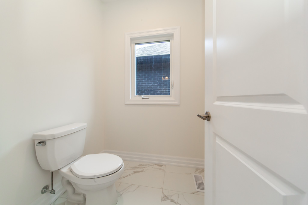 34-silver-creek-dr-vaughan-37