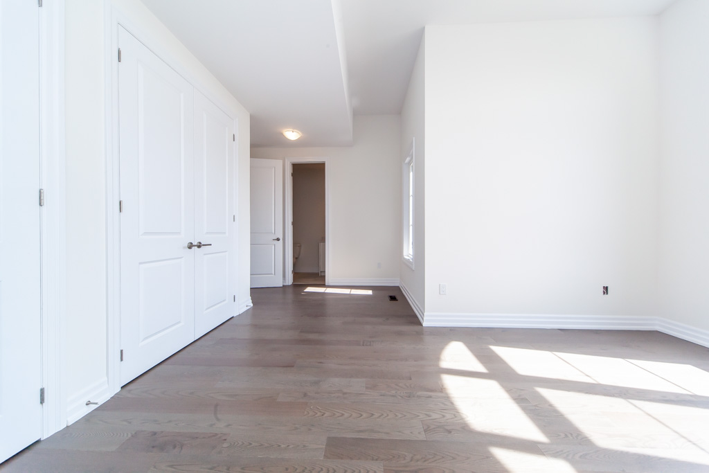 34-silver-creek-dr-vaughan-40