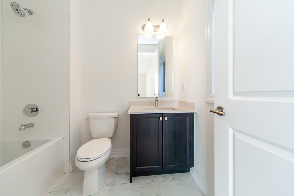 34-silver-creek-dr-vaughan-45