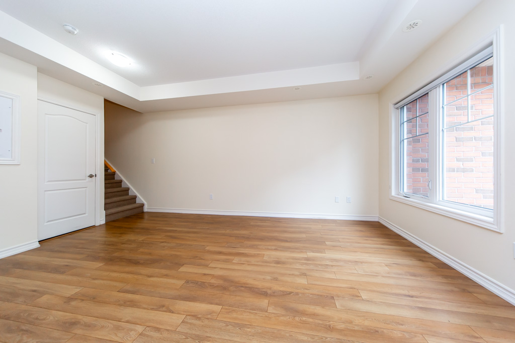36-02-2420-baronwood-dr-oakville-14