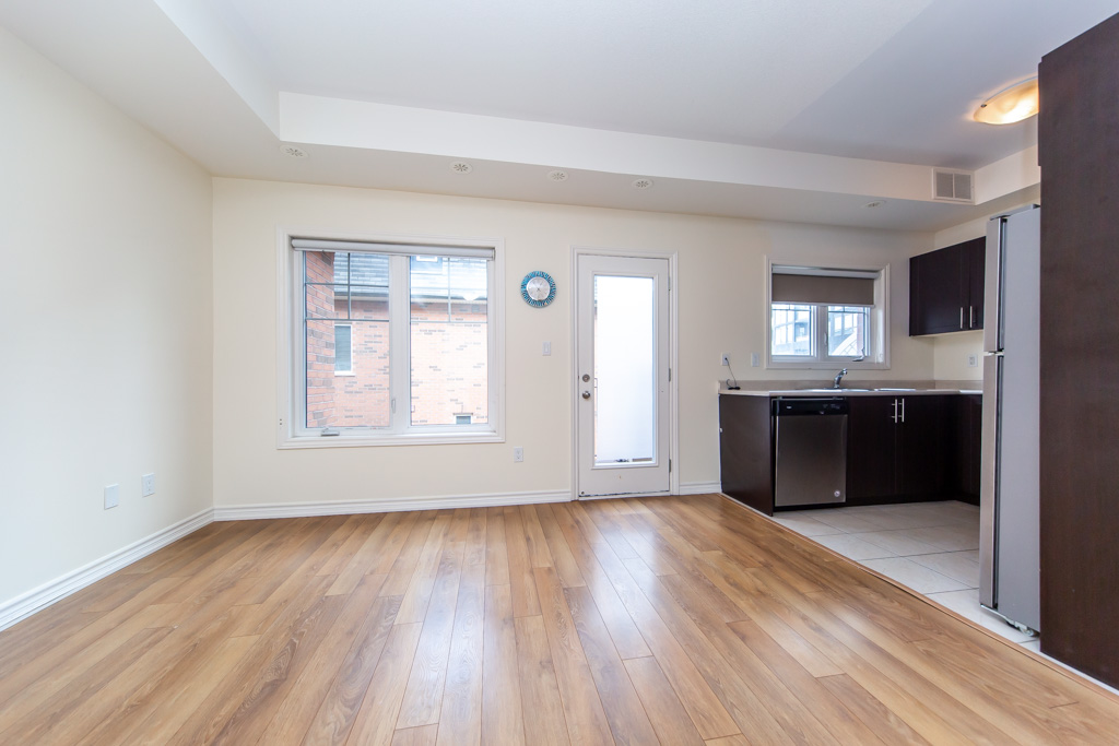 36-02-2420-baronwood-dr-oakville-15