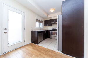 36-02-2420-baronwood-dr-oakville-16