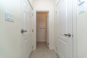 36-02-2420-baronwood-dr-oakville-22