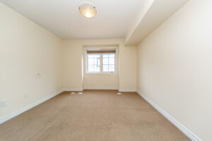 36-02-2420-baronwood-dr-oakville-29