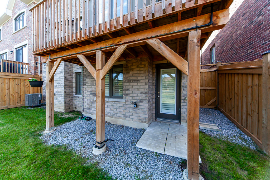 70-barkerville-dr-whitby-reshoot-44
